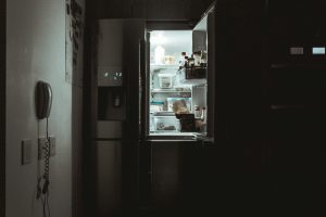 Lee más sobre el artículo ¿Desenchufar la nevera si me voy de vacaciones?